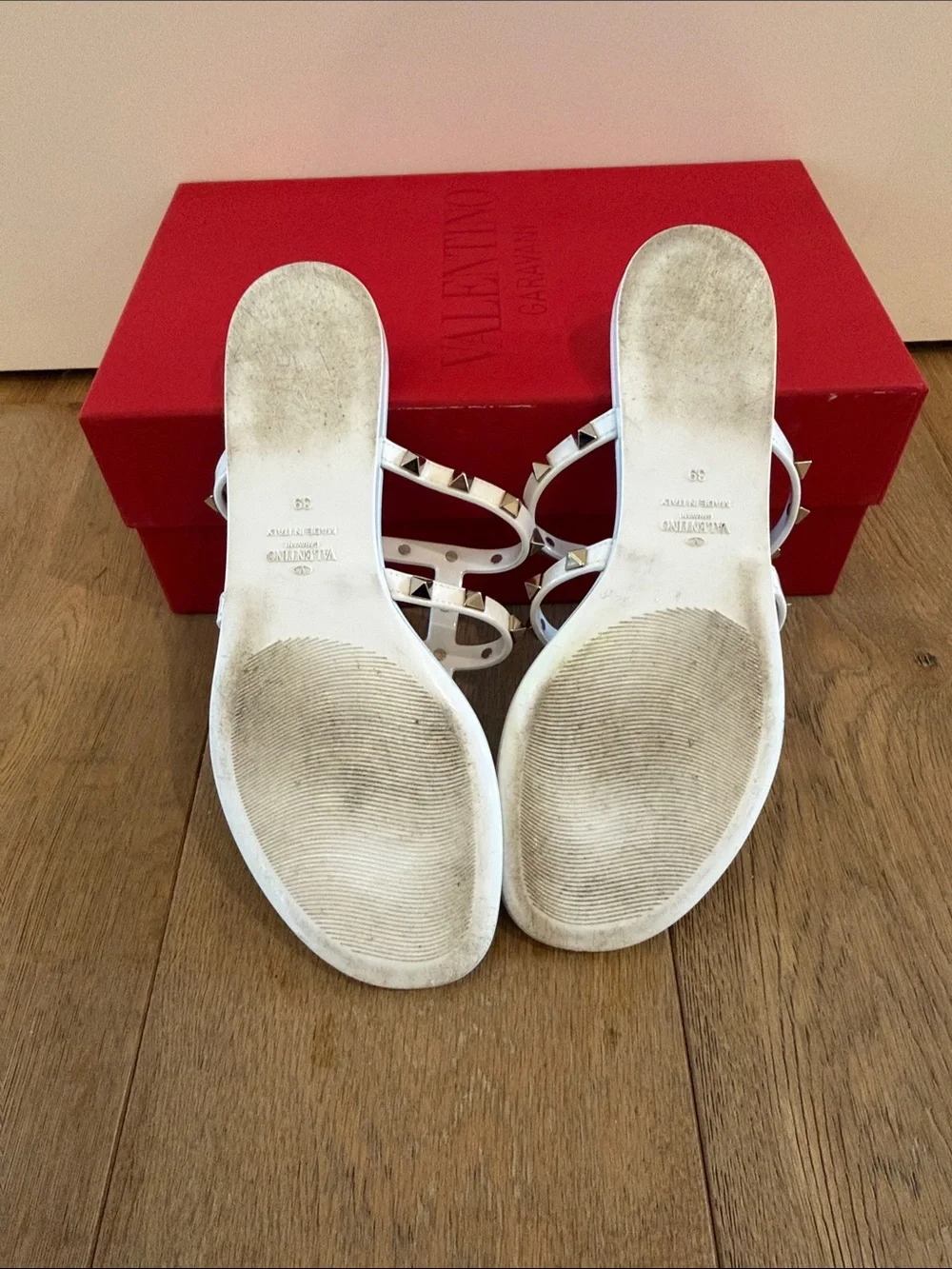 Valentino Garavani White Pyramid-Stud Slide Sandals